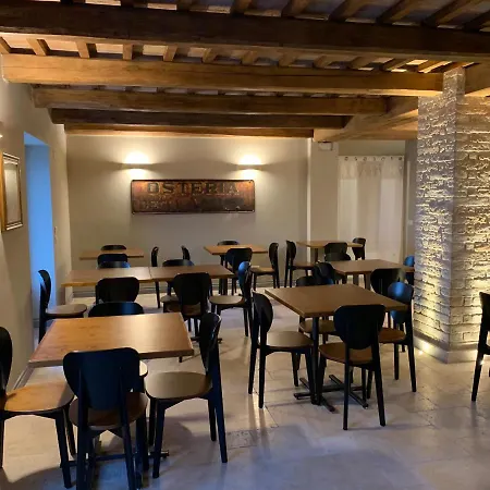 Angela ベッド・アンド・ブレックファスト フェルモ