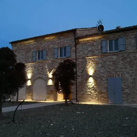 ベッド・アンド・ブレックファスト Angela フェルモ